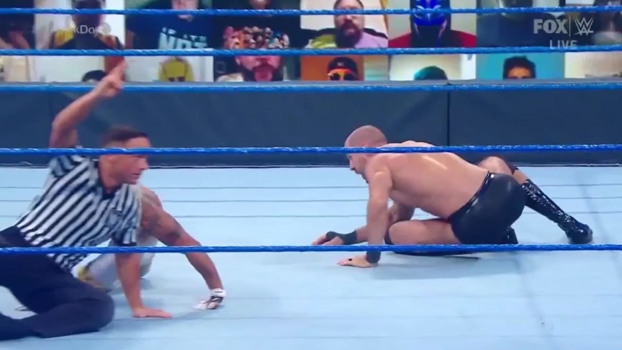 WWE_Friday_Night_SmackDown_2020_08_28_720p_HDTV_x264-NWCHD_mp40890.jpg