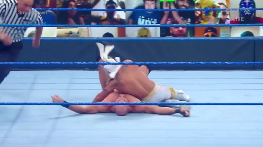 WWE_Friday_Night_SmackDown_2020_08_28_720p_HDTV_x264-NWCHD_mp40897.jpg