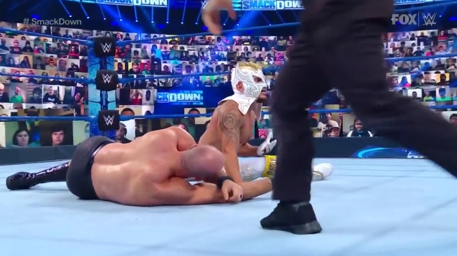 WWE_Friday_Night_SmackDown_2020_08_28_720p_HDTV_x264-NWCHD_mp40901.jpg