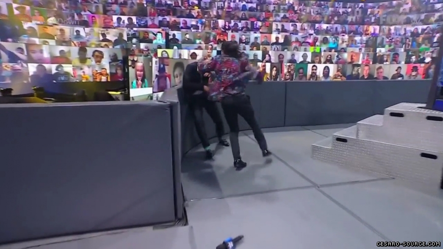 WWE_Friday_Night_SmackDown_2021_05_21_720p_HDTV_x264-NWCHD_mp41653.jpg