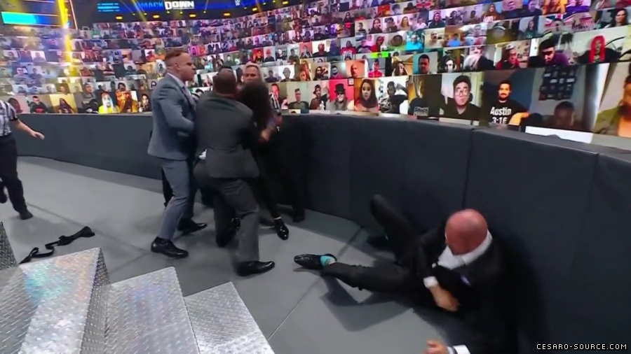WWE_Friday_Night_SmackDown_2021_05_21_720p_HDTV_x264-NWCHD_mp41680.jpg