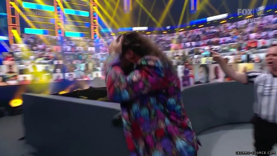 WWE_Friday_Night_SmackDown_2021_05_21_720p_HDTV_x264-NWCHD_mp41687.jpg