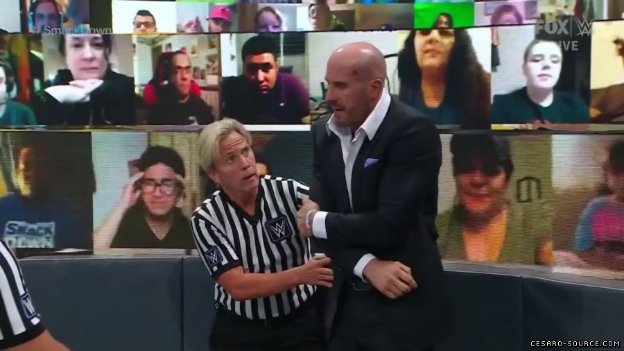 WWE_Friday_Night_SmackDown_2021_05_21_720p_HDTV_x264-NWCHD_mp41701.jpg