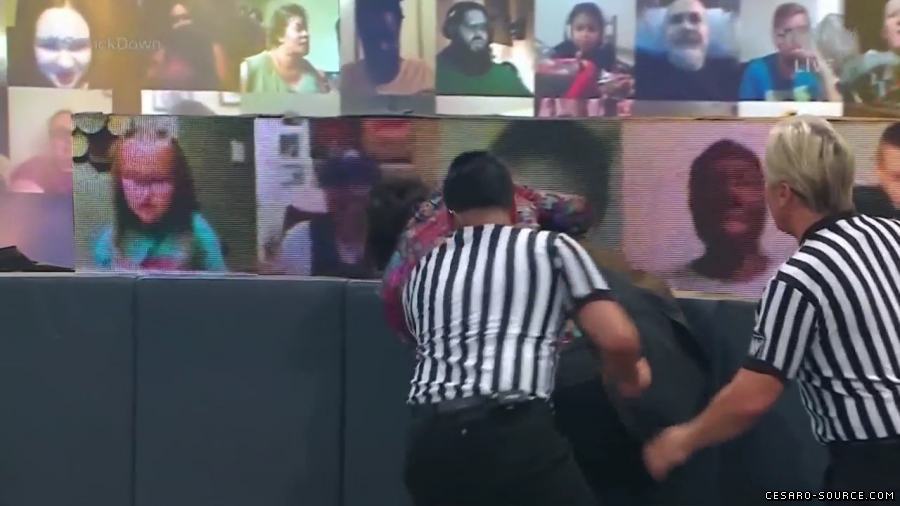 WWE_Friday_Night_SmackDown_2021_05_21_720p_HDTV_x264-NWCHD_mp41720.jpg