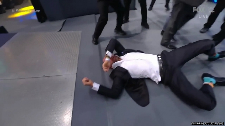 WWE_Friday_Night_SmackDown_2021_05_21_720p_HDTV_x264-NWCHD_mp41735.jpg