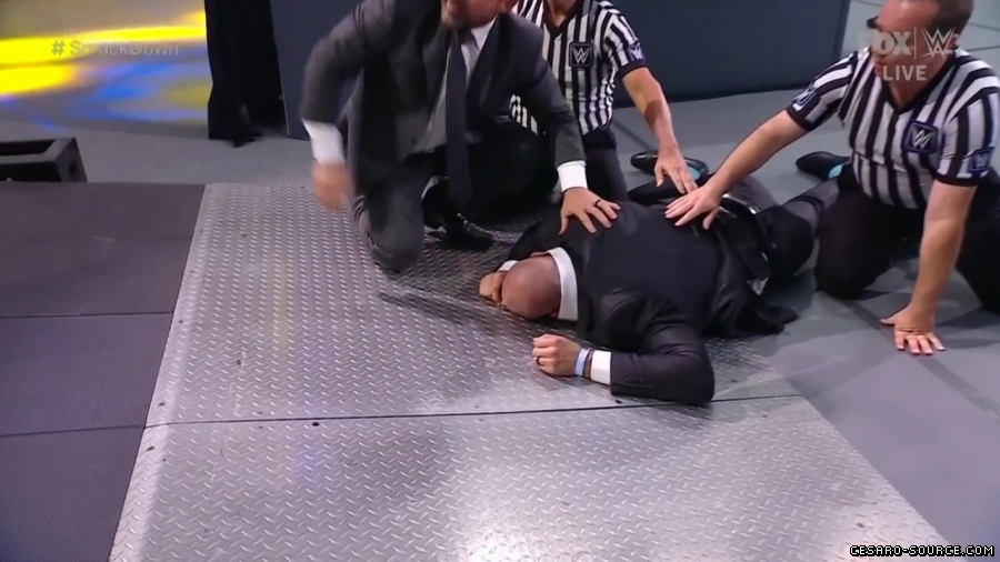 WWE_Friday_Night_SmackDown_2021_05_21_720p_HDTV_x264-NWCHD_mp41784.jpg