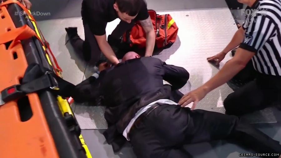 WWE_Friday_Night_SmackDown_2021_05_21_720p_HDTV_x264-NWCHD_mp41794.jpg