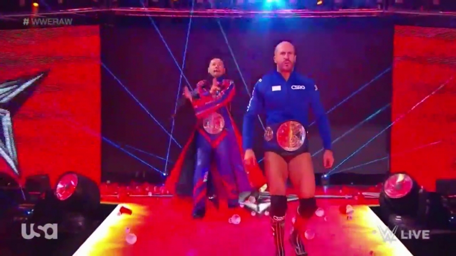 WWE_In_Your_Face_Raw_2020_09_14_720p_HDTV_x264-NWCHD_mp40060.jpg
