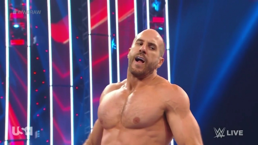 WWE_In_Your_Face_Raw_2020_09_14_720p_HDTV_x264-NWCHD_mp40407.jpg