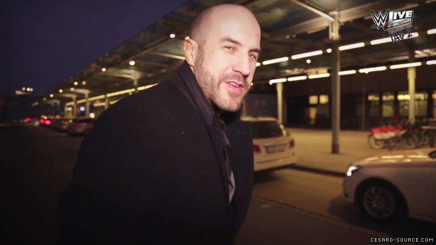 WWE_Live_Promotion_Tour_Video_Diary__mit_Cesaro__Tag_2__Dusseldorf_mp40013.jpg