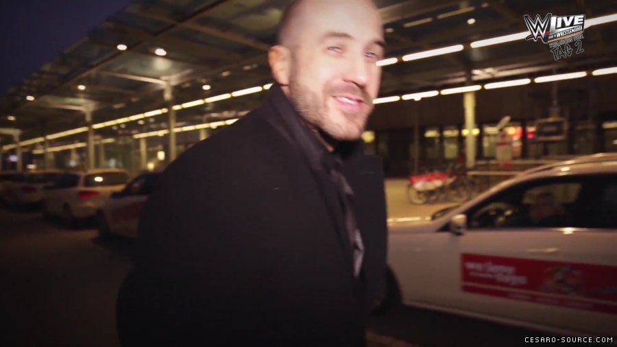 WWE_Live_Promotion_Tour_Video_Diary__mit_Cesaro__Tag_2__Dusseldorf_mp40015.jpg