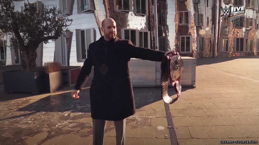 WWE_Live_Promotion_Tour_Video_Diary__mit_Cesaro__Tag_2__Dusseldorf_mp40038.jpg