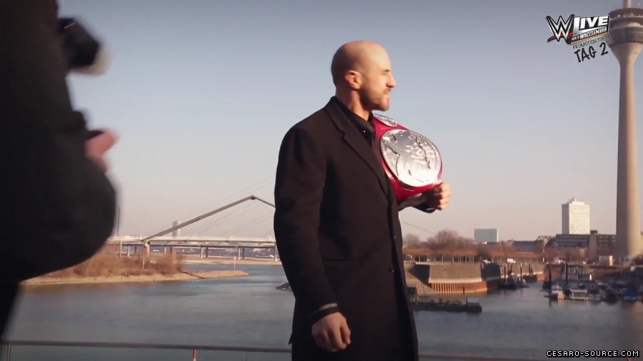 WWE_Live_Promotion_Tour_Video_Diary__mit_Cesaro__Tag_2__Dusseldorf_mp40043.jpg