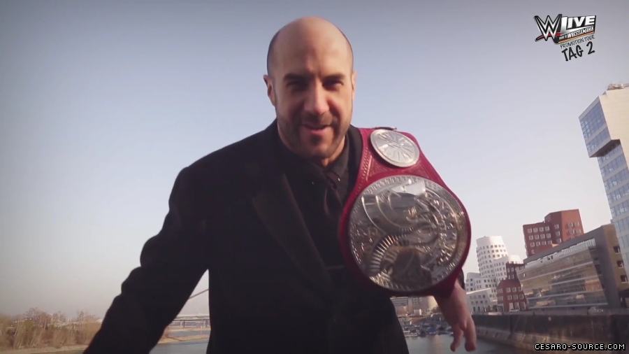 WWE_Live_Promotion_Tour_Video_Diary__mit_Cesaro__Tag_2__Dusseldorf_mp40052.jpg
