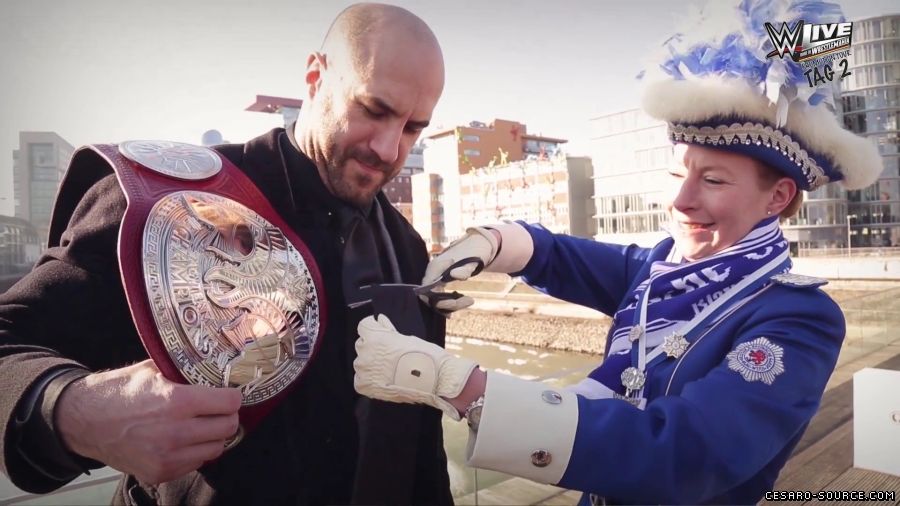 WWE_Live_Promotion_Tour_Video_Diary__mit_Cesaro__Tag_2__Dusseldorf_mp40063.jpg