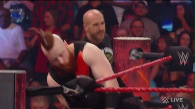WWE_Raw_04_24_17_720p_HDTV_H264-XWT_mp40102.jpg