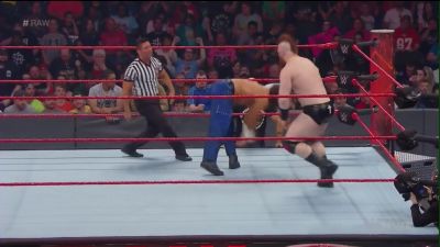 WWE_Raw_04_24_17_720p_HDTV_H264-XWT_mp40199.jpg