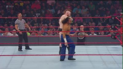 WWE_Raw_04_24_17_720p_HDTV_H264-XWT_mp40278.jpg