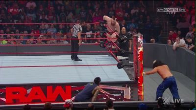 WWE_Raw_04_24_17_720p_HDTV_H264-XWT_mp40536.jpg