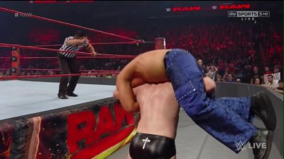 WWE_Raw_04_24_17_720p_HDTV_H264-XWT_mp40543.jpg