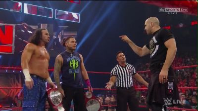 WWE_Raw_04_24_17_720p_HDTV_H264-XWT_mp40614.jpg