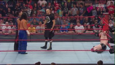 WWE_Raw_04_24_17_720p_HDTV_H264-XWT_mp40615.jpg