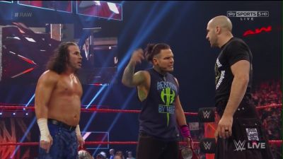 WWE_Raw_04_24_17_720p_HDTV_H264-XWT_mp40623.jpg