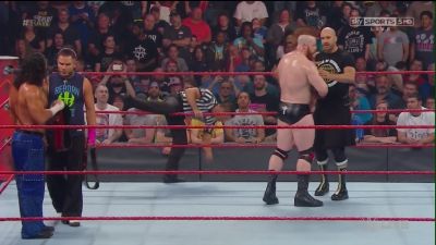 WWE_Raw_04_24_17_720p_HDTV_H264-XWT_mp40691.jpg