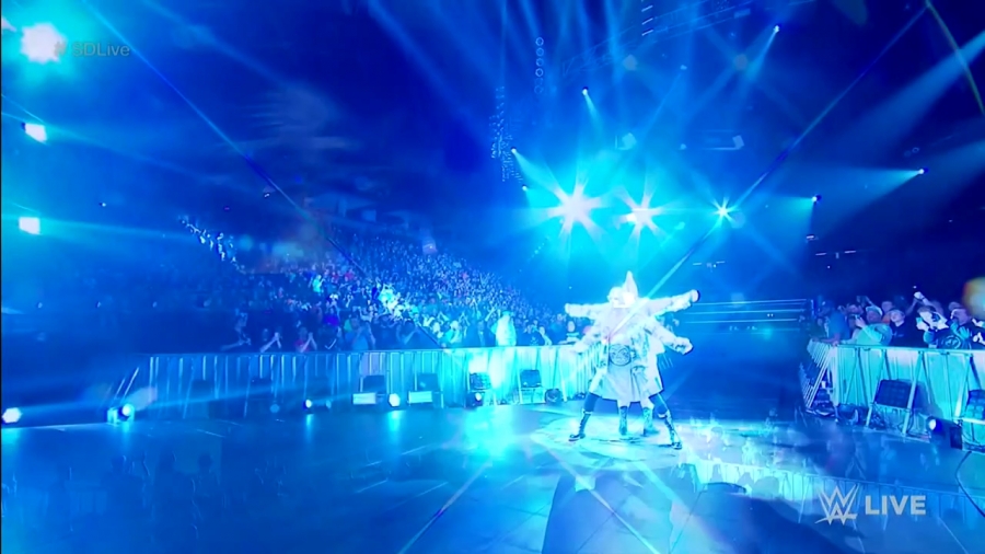 WWE_Smackdown_Live_2018_11_27_720p_HDTV_x264-Star_mp40015.jpg