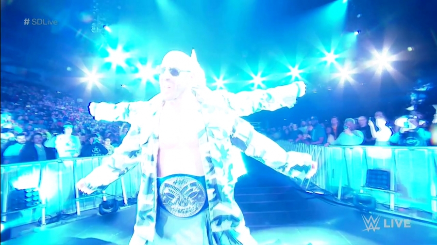 WWE_Smackdown_Live_2018_11_27_720p_HDTV_x264-Star_mp40020.jpg
