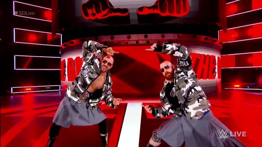 WWE_Smackdown_Live_2018_11_27_720p_HDTV_x264-Star_mp40031.jpg