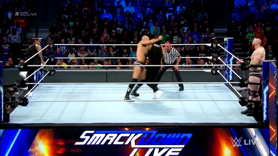WWE_Smackdown_Live_2018_11_27_720p_HDTV_x264-Star_mp40156.jpg