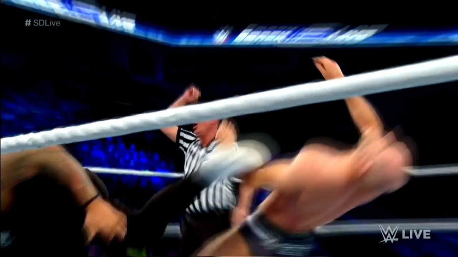 WWE_Smackdown_Live_2018_11_27_720p_HDTV_x264-Star_mp40389.jpg
