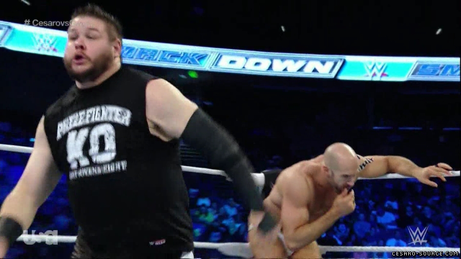 WWE_Thursday_Night_Smackdown_HDTV_2016-05-19_720p_AVCHD-SC-SDH_mp40099.jpg