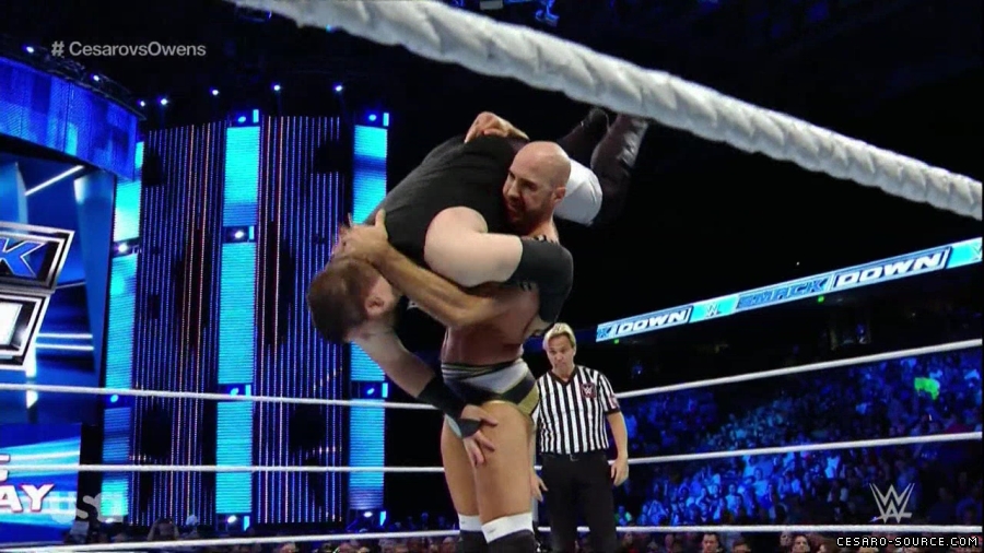 WWE_Thursday_Night_Smackdown_HDTV_2016-05-19_720p_AVCHD-SC-SDH_mp40145.jpg