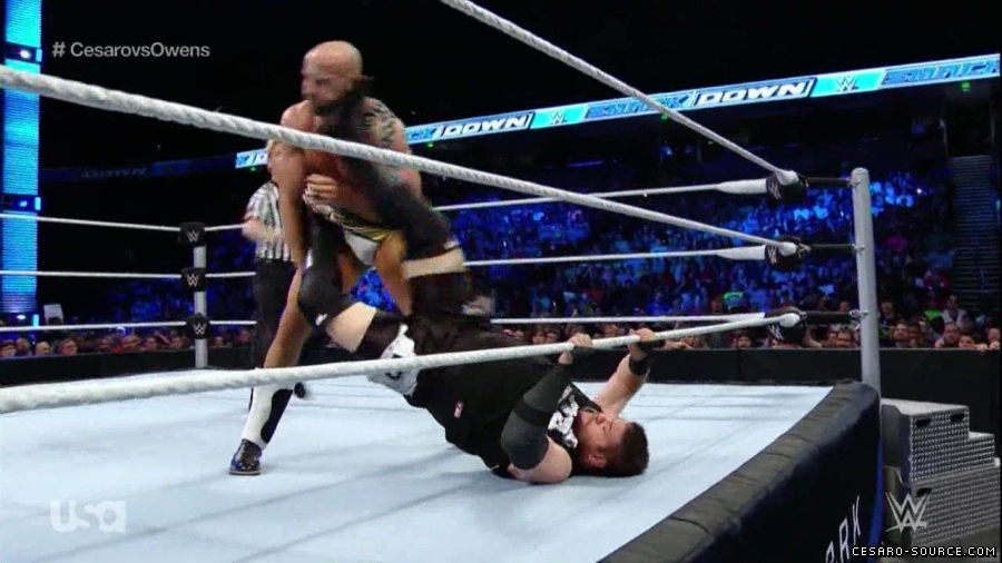 WWE_Thursday_Night_Smackdown_HDTV_2016-05-19_720p_AVCHD-SC-SDH_mp40621.jpg