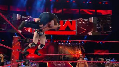 WWE_s_Sheamus___Cesaro__and_Super_Leagues_-_FIFA_Showdown___Ep__5_mp40059.jpg