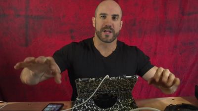 What_does_CESARO_think_of_YOUR_FAN_DECKS_-_Clash_with_Cesaro__21_mp40003.jpg
