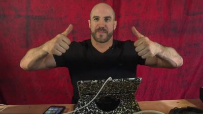 What_does_CESARO_think_of_YOUR_FAN_DECKS_-_Clash_with_Cesaro__21_mp40013.jpg