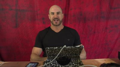 What_does_CESARO_think_of_YOUR_FAN_DECKS_-_Clash_with_Cesaro__21_mp40024.jpg
