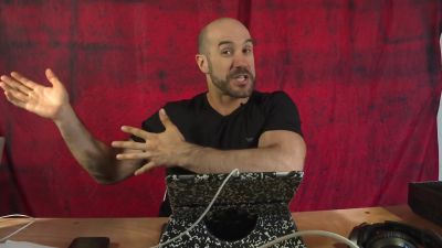 What_does_CESARO_think_of_YOUR_FAN_DECKS_-_Clash_with_Cesaro__21_mp41207.jpg