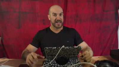 What_does_CESARO_think_of_YOUR_FAN_DECKS_-_Clash_with_Cesaro__21_mp41219.jpg