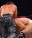 Cesaro_RAW_mp40670~1.jpg