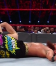 Cesaro_mp40204~0.jpg