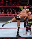 Cesaro_mp40233~0.jpg