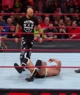 Cesaro_mp40419.jpg