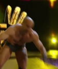 Cesaro_vs_Miz_11-19-15_mp4_000212732.jpg