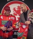 WWE_Live_Promotion_Tour_Video_Diary__mit_Cesaro__Tag_2__Dusseldorf_mp40105.jpg