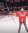 WWE_Live_Promotion_Tour_Video_Diary__mit_Cesaro__Tag_2__Dusseldorf_mp40127.jpg