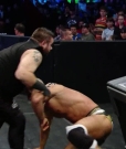 WWE_Thursday_Night_Smackdown_HDTV_2016-05-19_720p_AVCHD-SC-SDH_mp40259~0.jpg